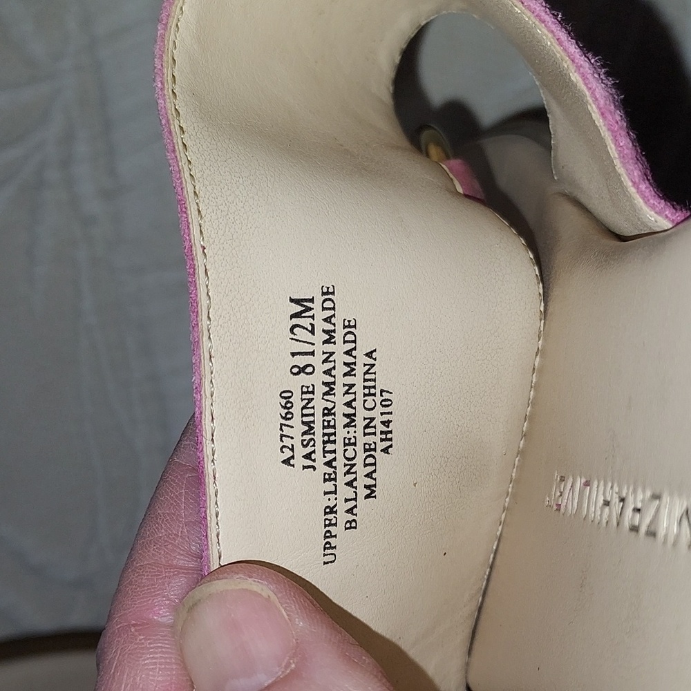 Isaac Mizrahi Sandals - Picture 7 of 7